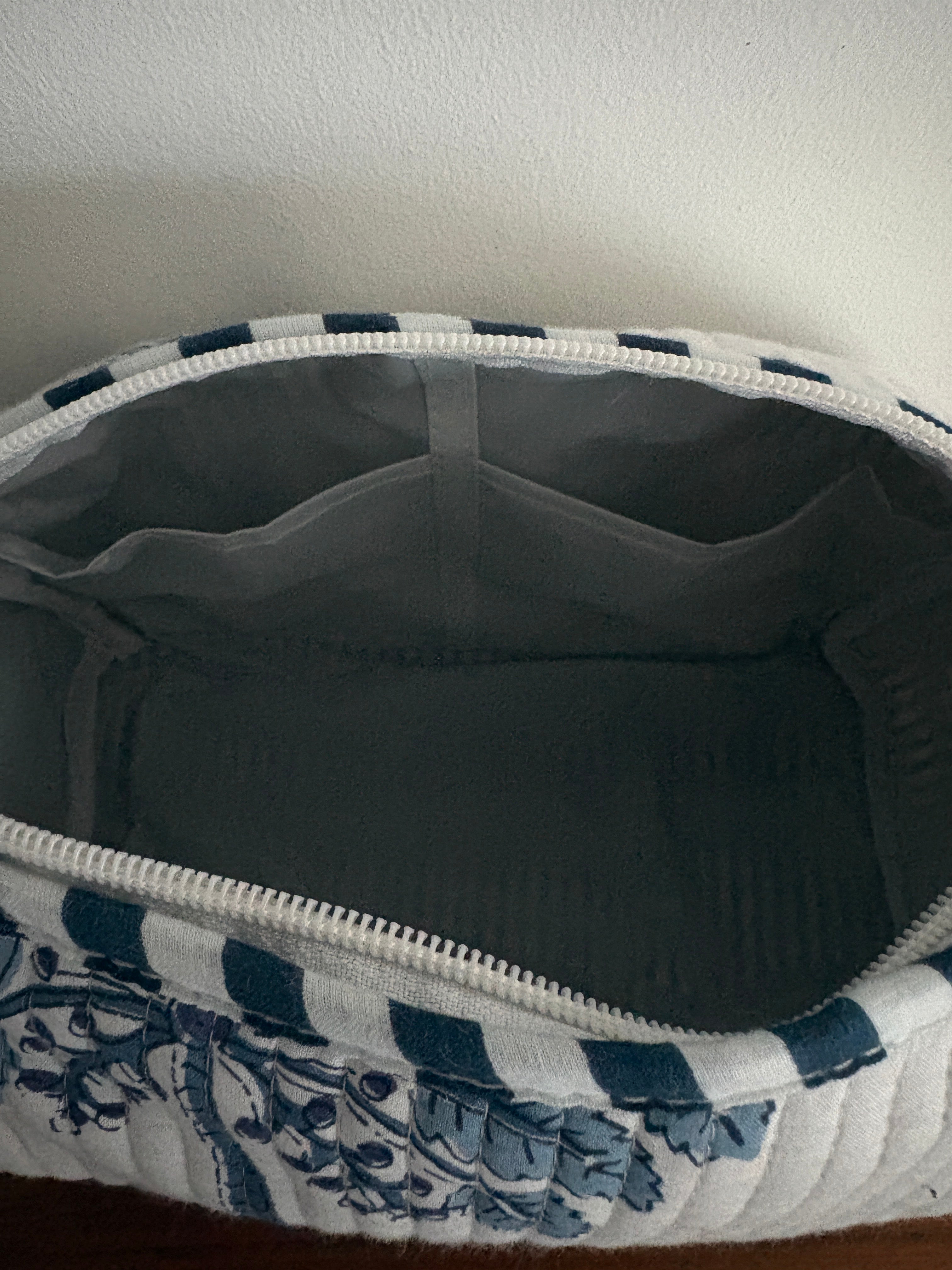 Trousse de toilette en coton matelassé  "Palmier" bleu