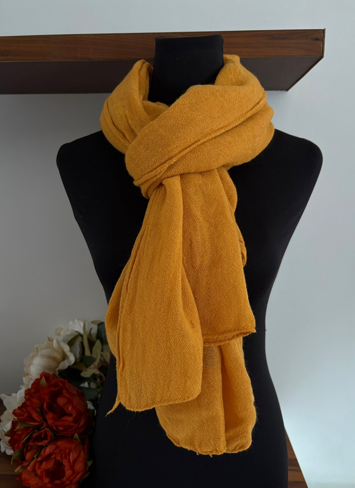 Echarpe jaune moutarde en laine 