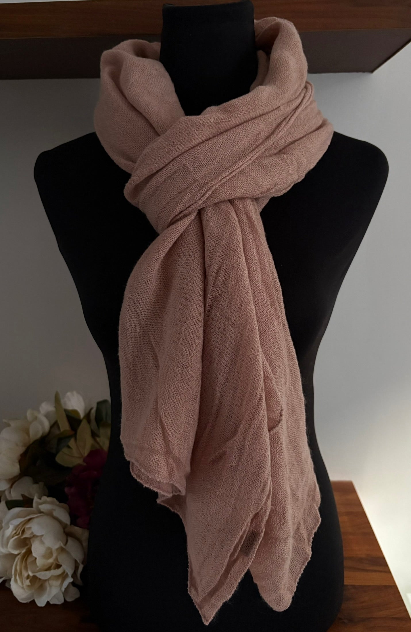 Echarpe beige foncé en laine 