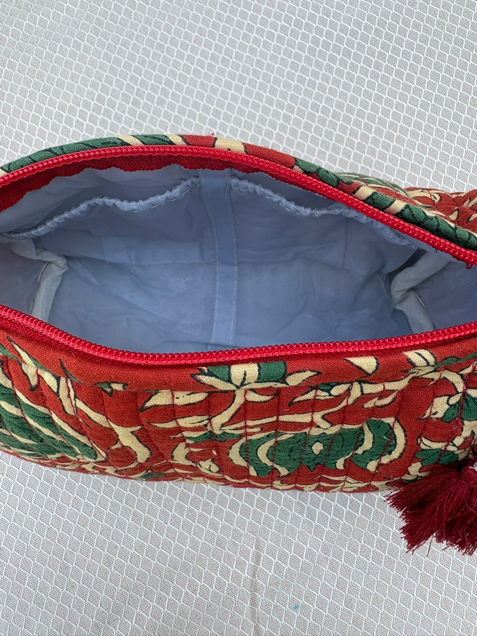 Trousse de toilette matelassée "Rouge Impérial"