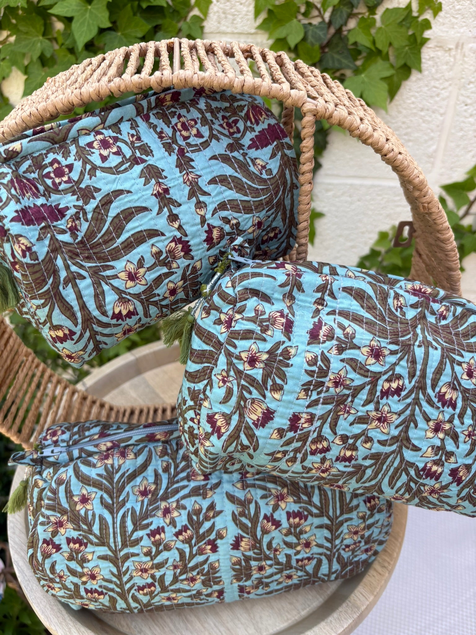 Trousse de toilette matelassée  "Flore Sauvage"