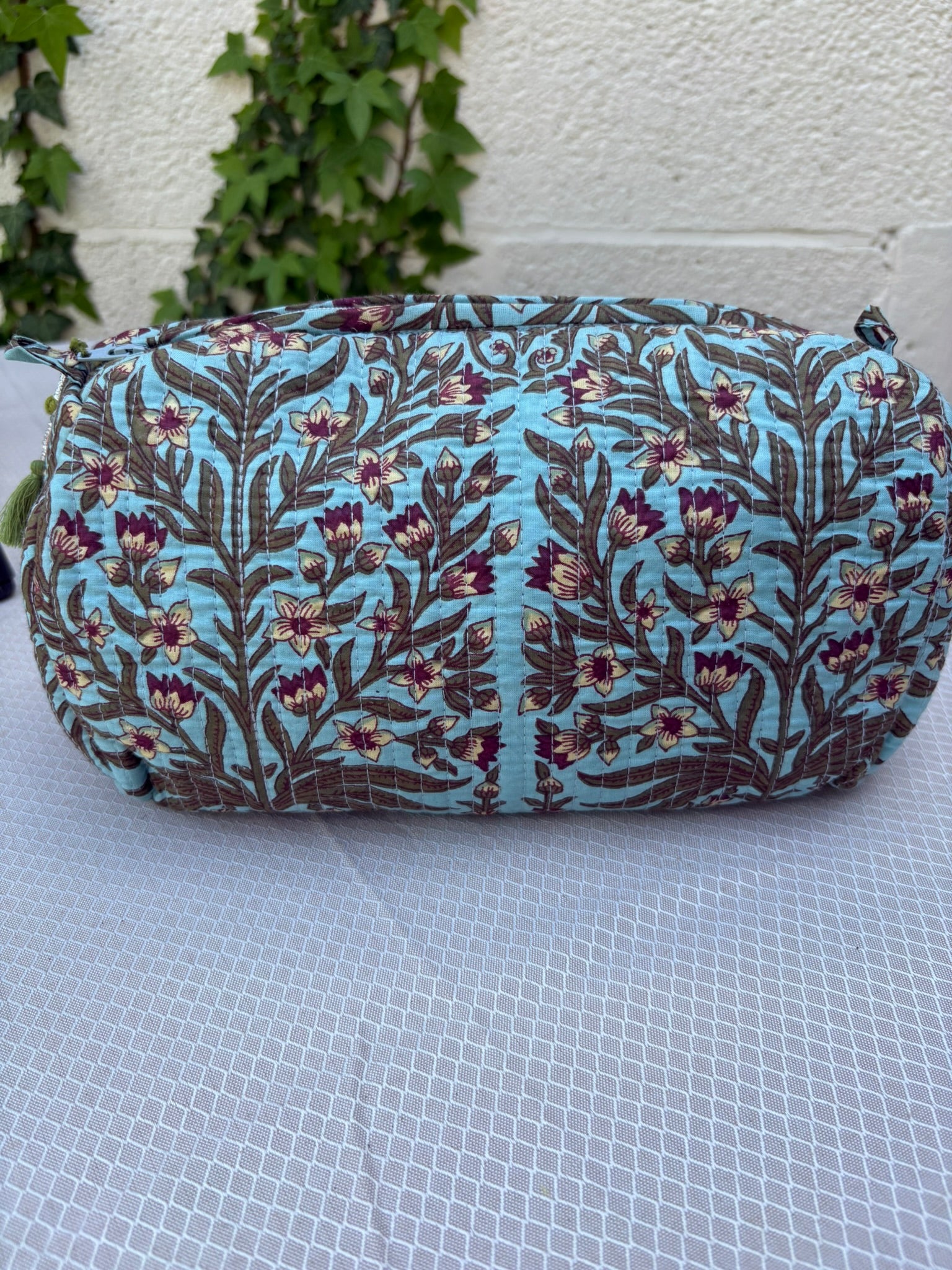 Trousse de toilette matelassée  "Flore Sauvage"