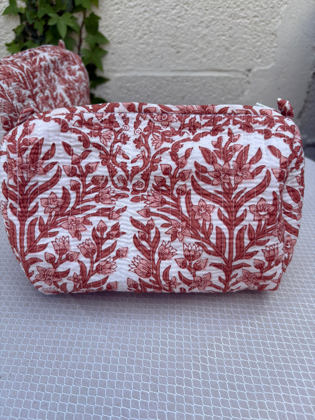 Trousse de toilette matelassée  "Terracotta Douce"
